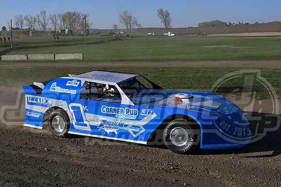 JLH_7175